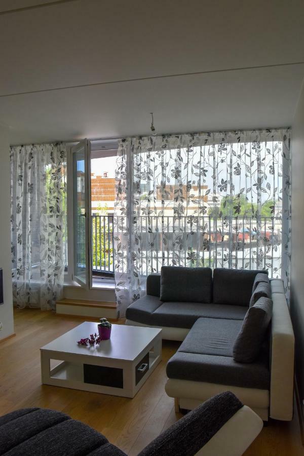 Mardi Downtown Apartment Tallinn Buitenkant foto